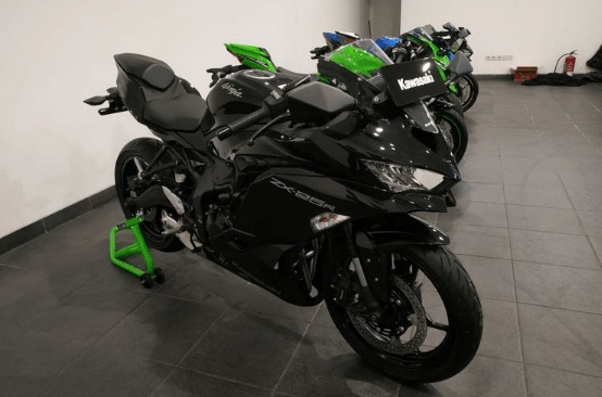 Pajak Motor ZX25R yang Perlu Diperhatikan