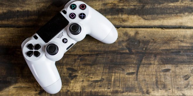 joystick untuk bermain game di PC dan Laptop yang bagus