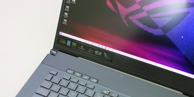 laptop gaming dengan layar 4K