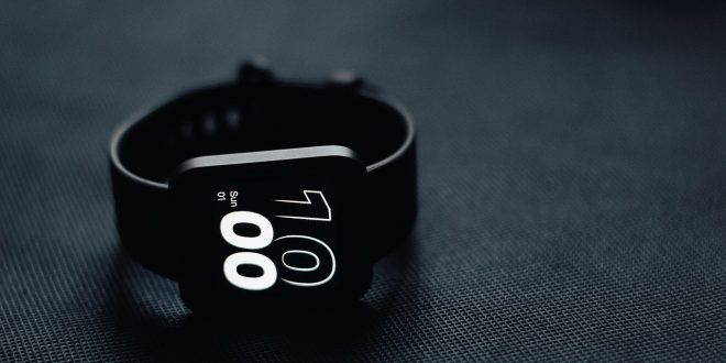 smartwatch dengan GPS