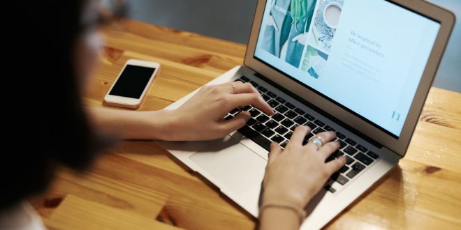 Aplikasi Password Manager di Laptop Gratis