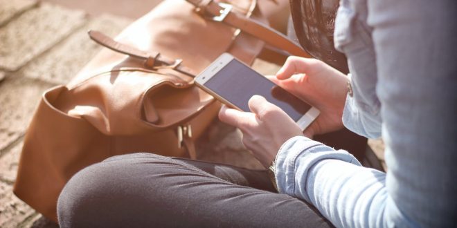aplikasi penghitung pengeluaran dan pemasukan